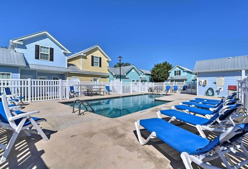 Myrtle Beach Cottage W/ Pool, Walk To Ocean!