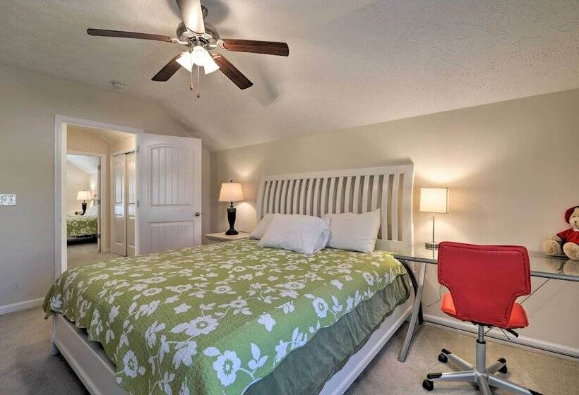 Myrtle Beach Cottage W/ Pool, Walk To Ocean!