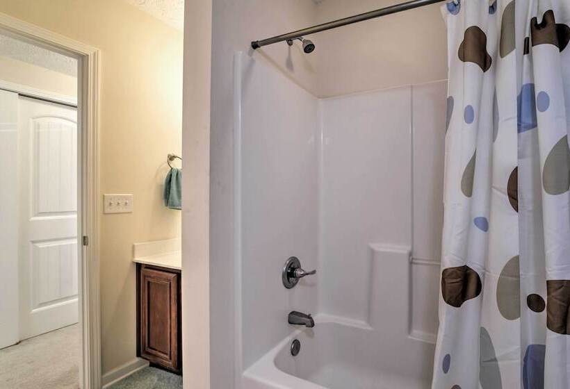 Myrtle Beach Cottage W/ Pool, Walk To Ocean!