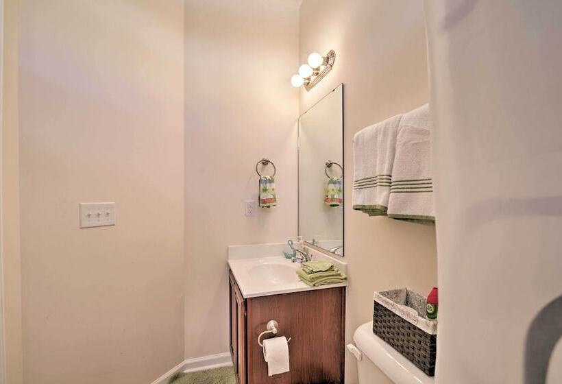 Myrtle Beach Cottage W/ Pool, Walk To Ocean!