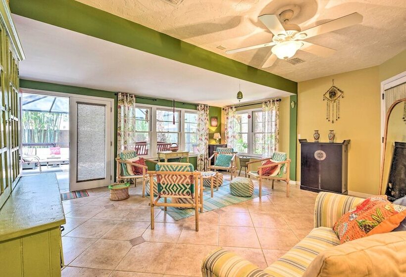 Oasis W/ 2 Stand Alone Casitas & Outdoor Bath