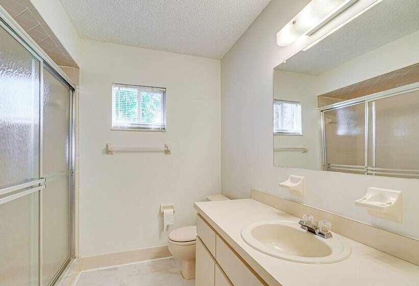 Ocala House Rental: 8 Mi To Downtown