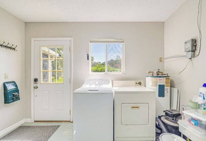 Ocala House Rental: 8 Mi To Downtown