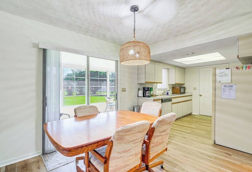 Ocala House Rental: 8 Mi To Downtown