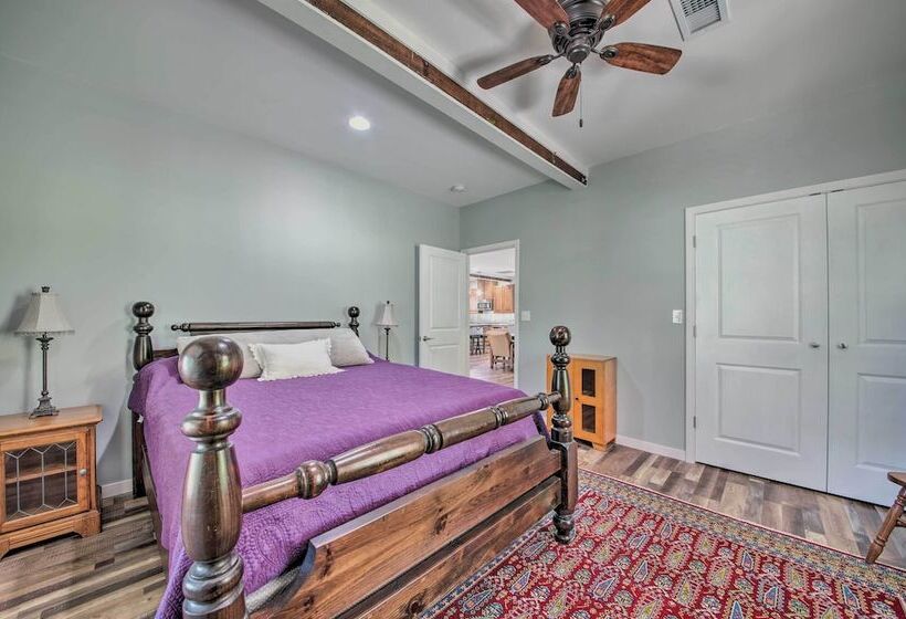 Peaceful Guest Home W/ Patio On 152 Acre Farm