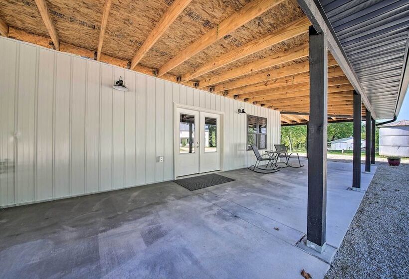 Peaceful Guest Home W/ Patio On 152 Acre Farm