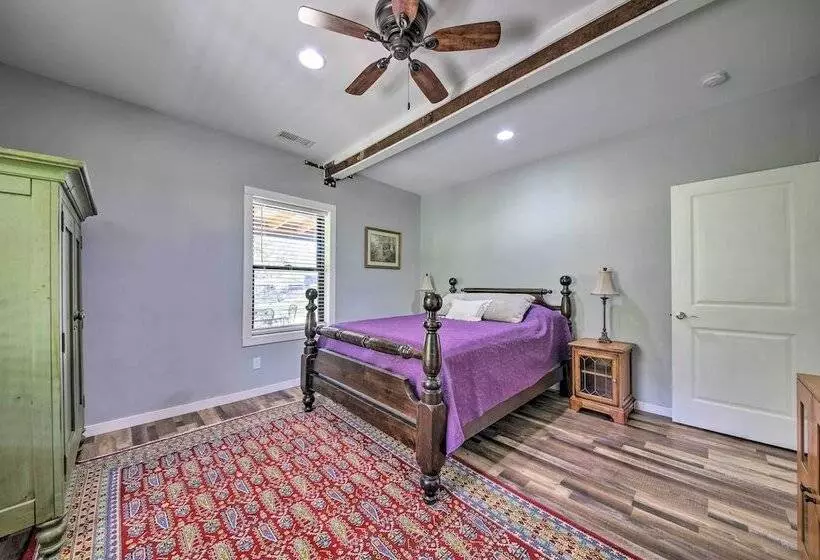 Peaceful Guest Home W/ Patio On 152 Acre Farm