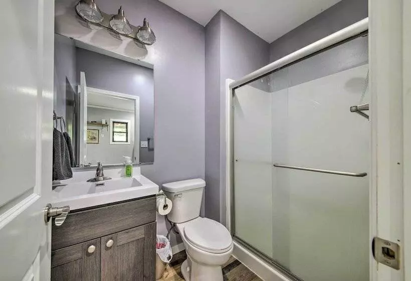 Peaceful Guest Home W/ Patio On 152 Acre Farm