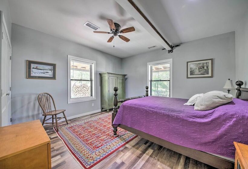 Peaceful Guest Home W/ Patio On 152 Acre Farm