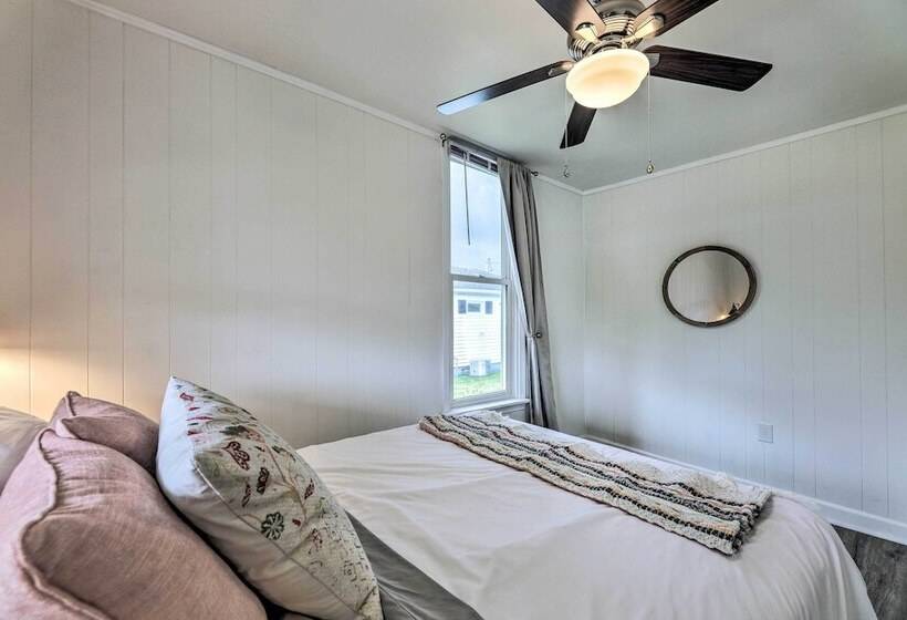 Pet Friendly Greenville Home W/ Private Yard