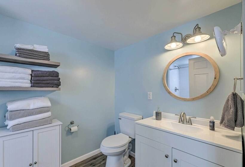 Pet Friendly Greenville Home W/ Private Yard