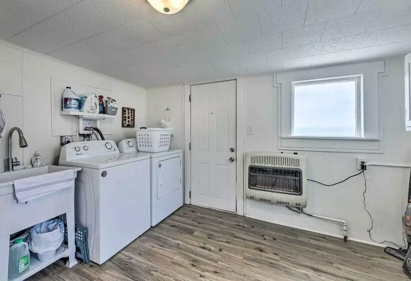 Pet Friendly Greenville Home W/ Private Yard