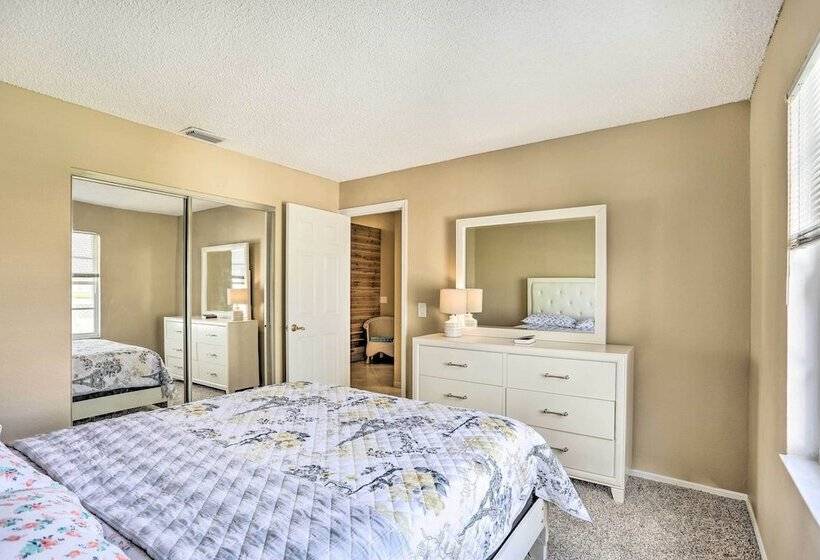 Pet Friendly Port St Lucie Home 7 Mi To Beaches!