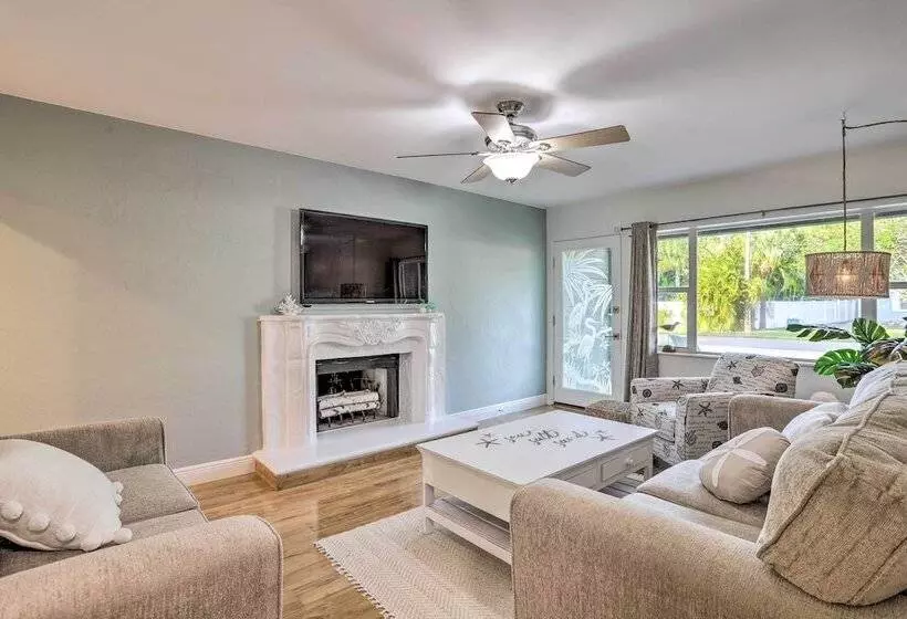 Reddington Beach Oasis W/ Pool, Walk To Ocean!