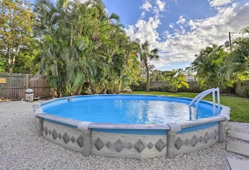 Reddington Beach Oasis W/ Pool, Walk To Ocean!