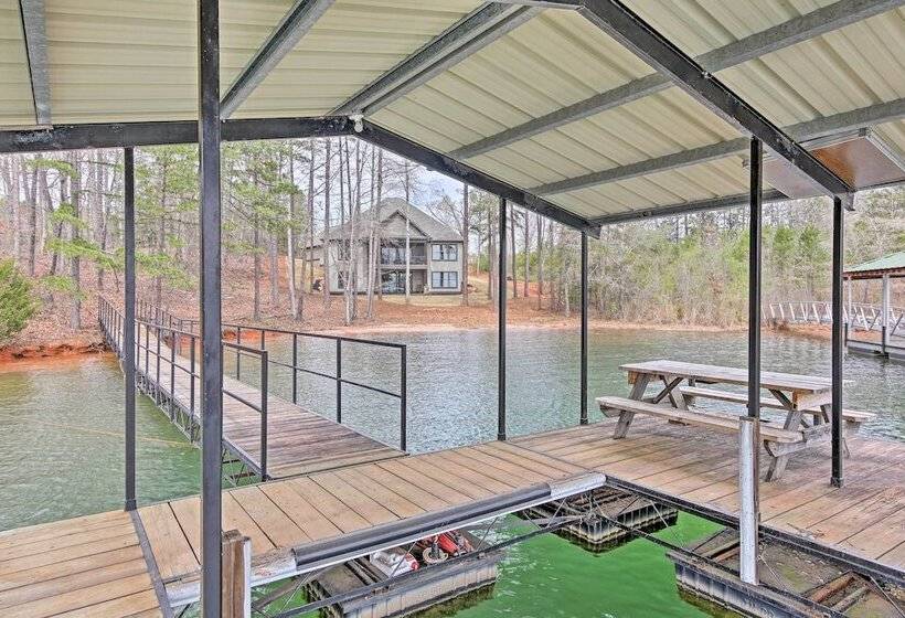 Lake Keowee Home With Balcony & Boat Dock!