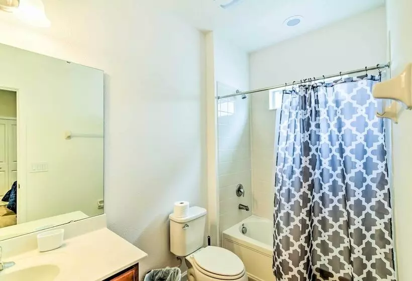 Home W/ Private Pool & Spa: 8 Mi To Disney