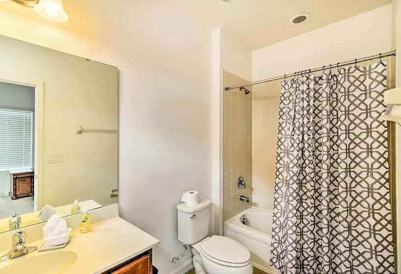 Home W/ Private Pool & Spa: 8 Mi To Disney