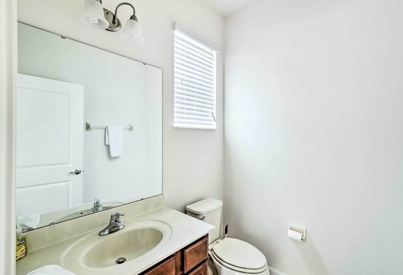 Home W/ Private Pool & Spa: 8 Mi To Disney