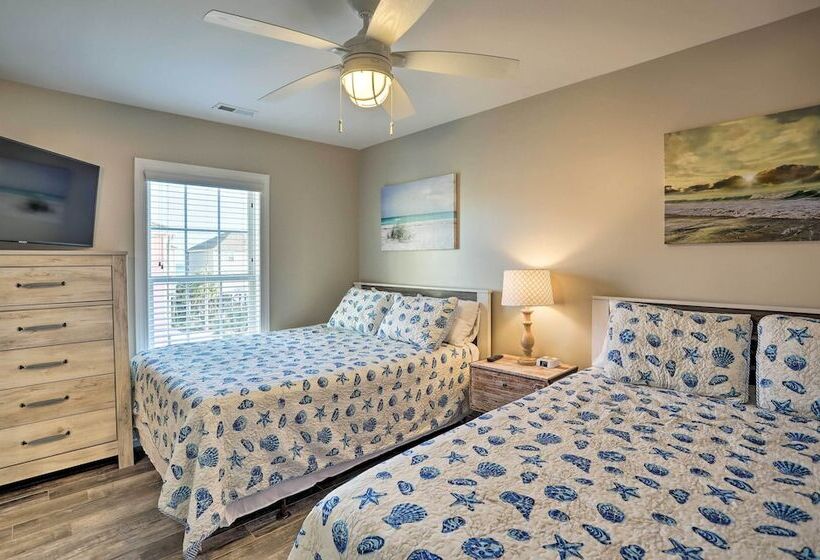 Spacious Murrells Inlet Hub W/ Pool, Walk To Shore
