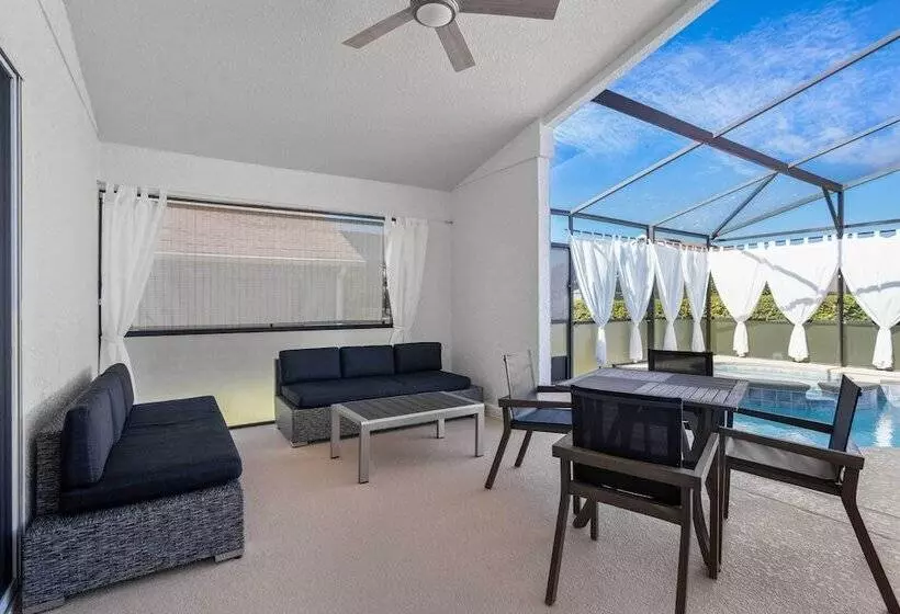 Davenport Vacation Home W/ Pool, Spa & Game Room!