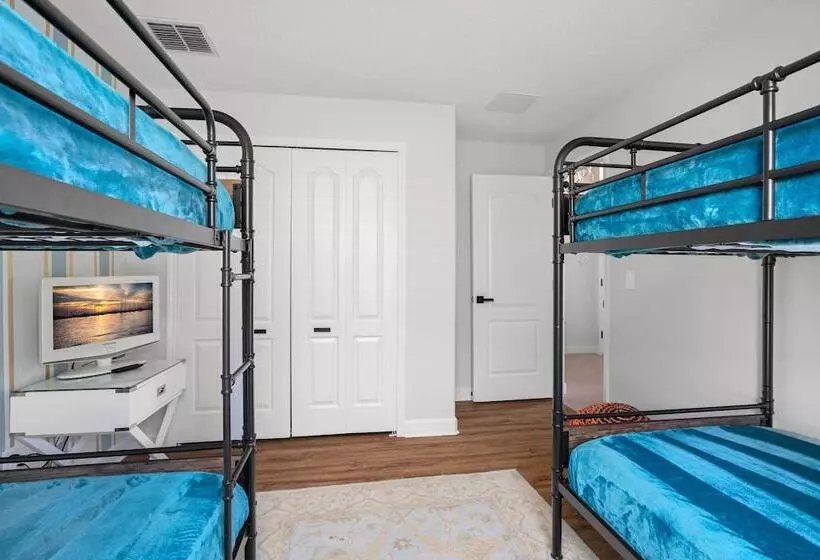 Davenport Vacation Home W/ Pool, Spa & Game Room!