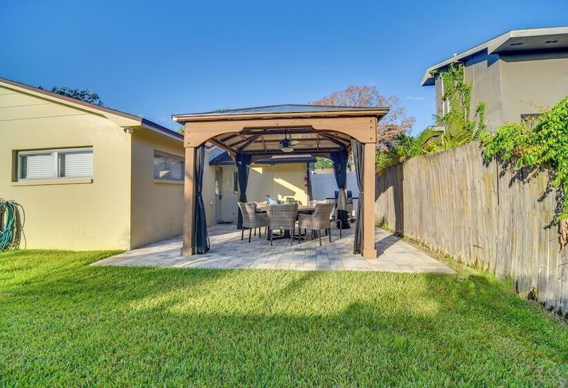 Tampa Home Near Boat Ramp ~ 10 Mi To Dtwn!