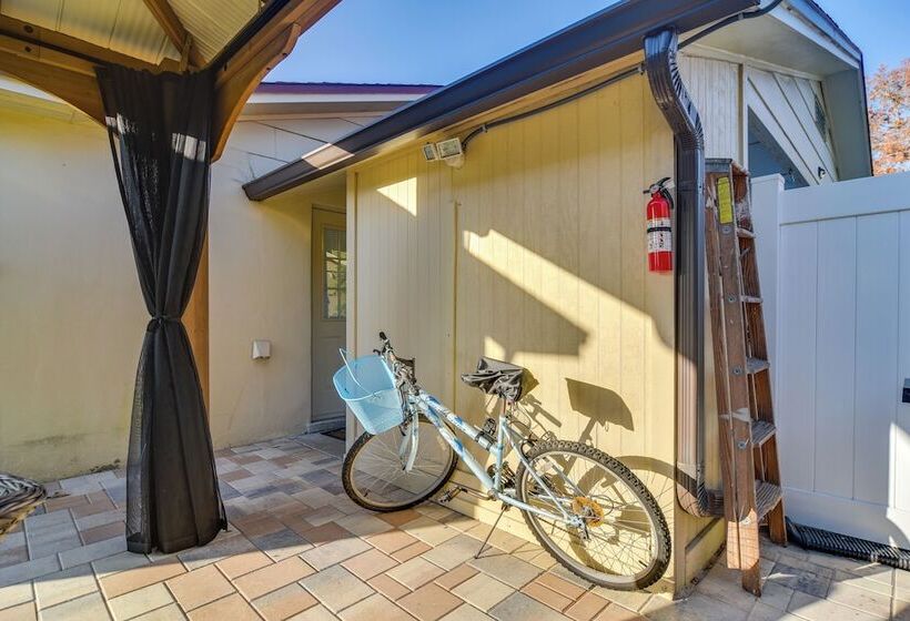 Tampa Home Near Boat Ramp ~ 10 Mi To Dtwn!