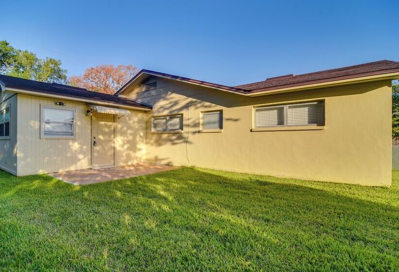 Tampa Home Near Boat Ramp ~ 10 Mi To Dtwn!