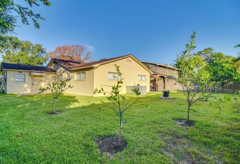 Tampa Home Near Boat Ramp ~ 10 Mi To Dtwn!