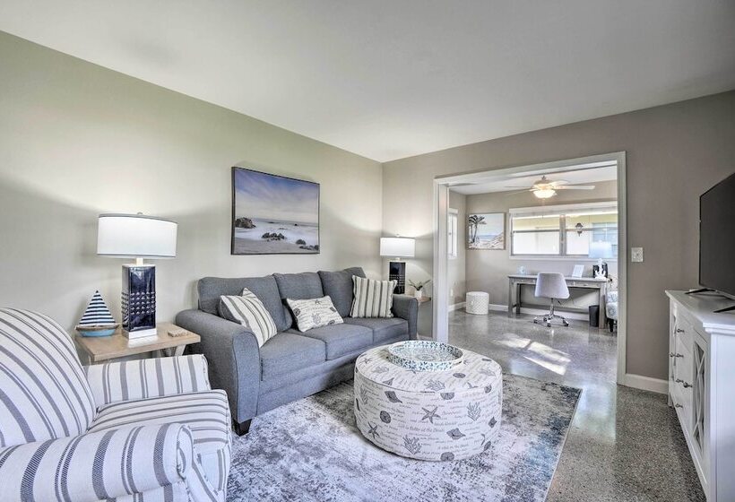 Tampa Home Near Boat Ramp ~ 10 Mi To Dtwn!