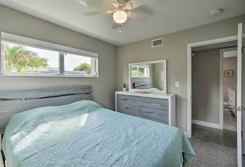 Tampa Home Near Boat Ramp ~ 10 Mi To Dtwn!