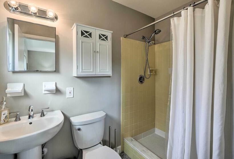 Tampa Home Near Boat Ramp ~ 10 Mi To Dtwn!