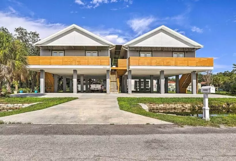 Tampa House W/ Patio, Near Downtown & Beaches!