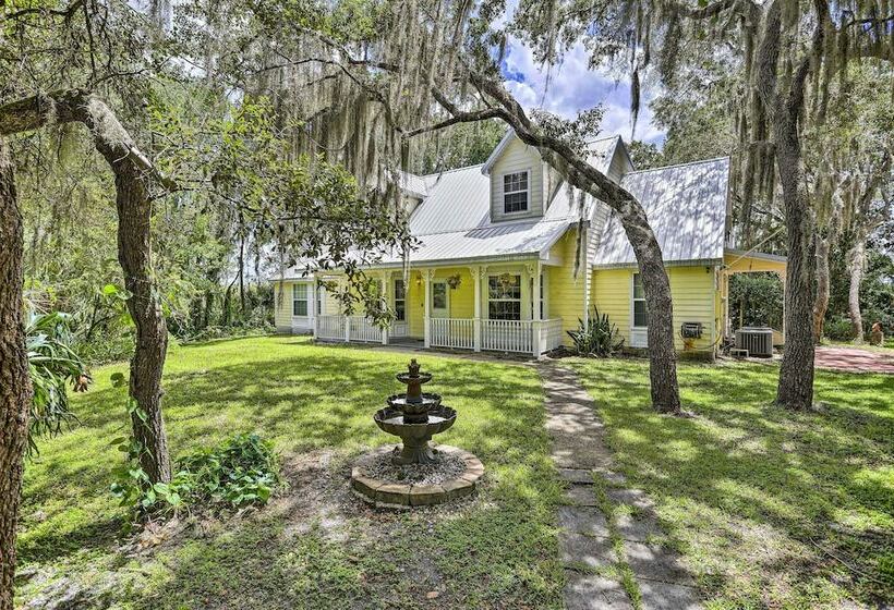 Titusville Vacation Rental Home Near Parks & Golf!