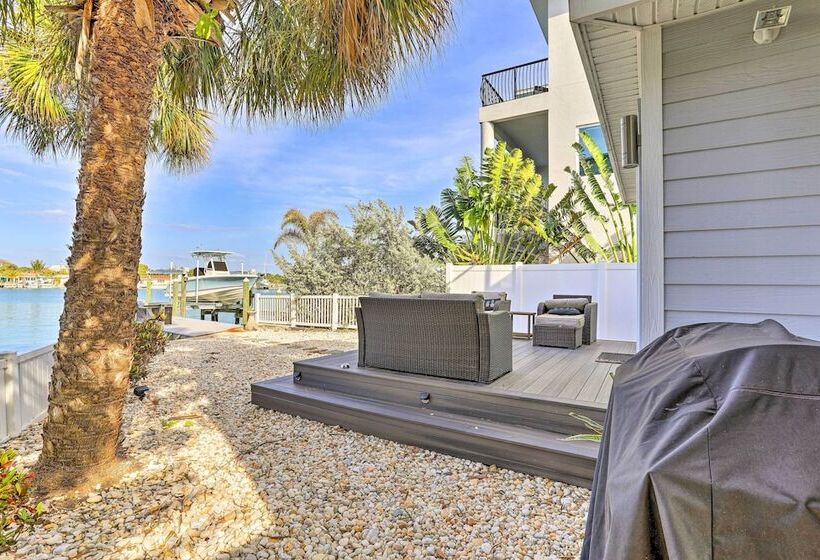 Treasure Island Gem W/ Dock: Walk To Beach