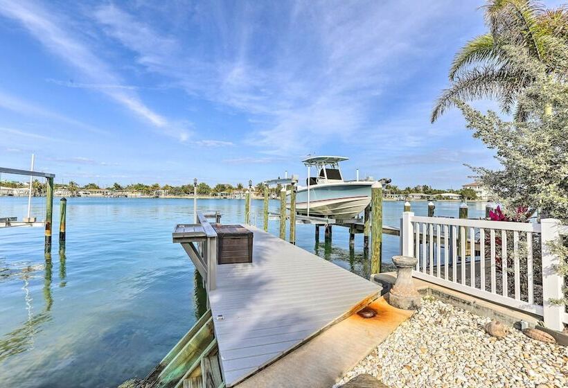 Treasure Island Gem W/ Dock: Walk To Beach