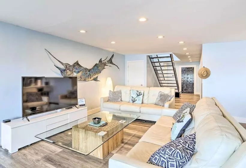 Treasure Island Gem W/ Dock: Walk To Beach