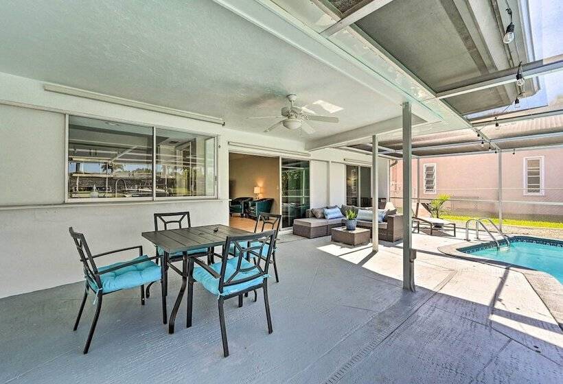 Waterfront Cape Coral Retreat With Boat Access!