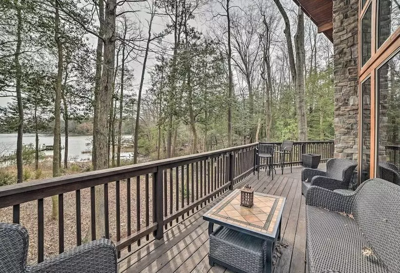 Waterfront Cottage W/ Fishing Dock & Fireplace!