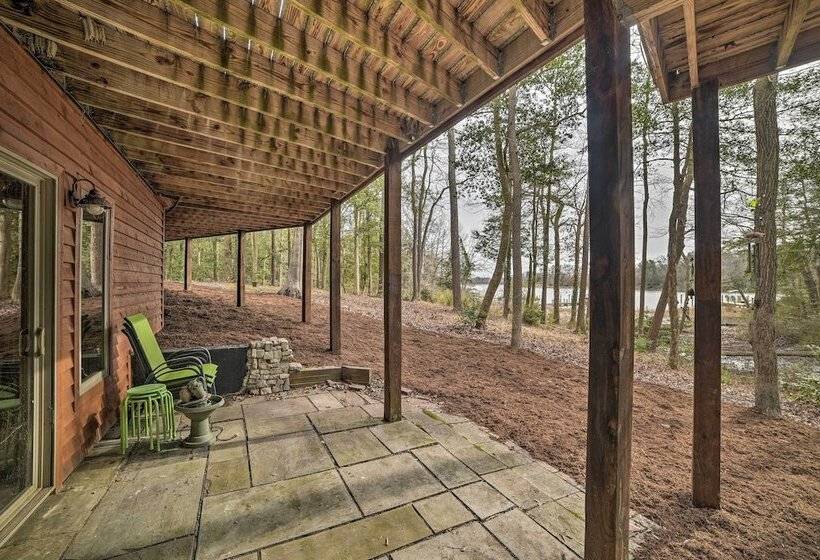 Waterfront Cottage W/ Fishing Dock & Fireplace!