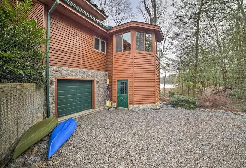 Waterfront Cottage W/ Fishing Dock & Fireplace!