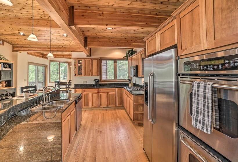 Waterfront Cottage W/ Fishing Dock & Fireplace!