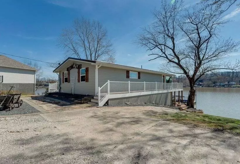 Waterfront Lake Of The Ozarks Home W/ Private Dock