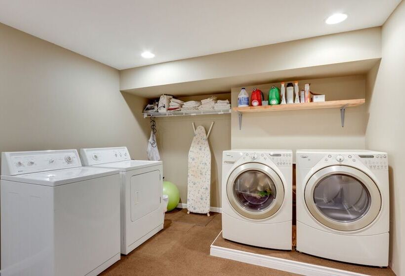 Waterfront Lake Of The Ozarks Home W/ Private Dock