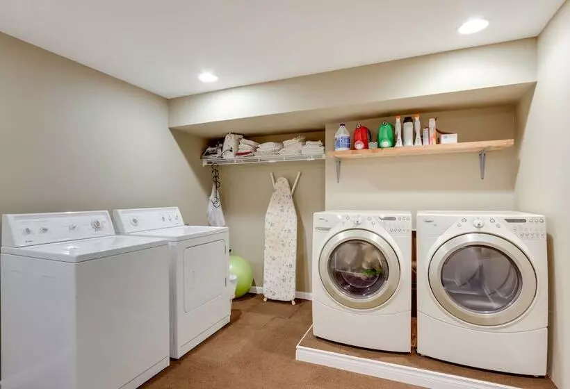 Waterfront Lake Of The Ozarks Home W/ Private Dock