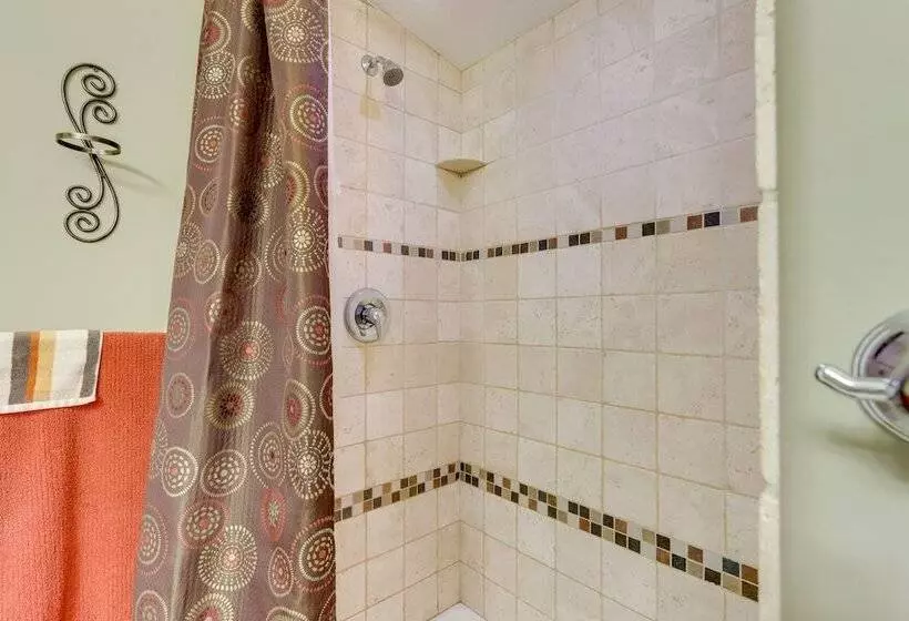 Waterfront Lake Of The Ozarks Home W/ Private Dock