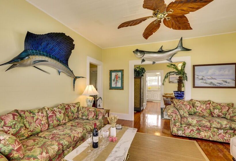 Waterfront Ochlockonee Bay Cottage W/ Views!