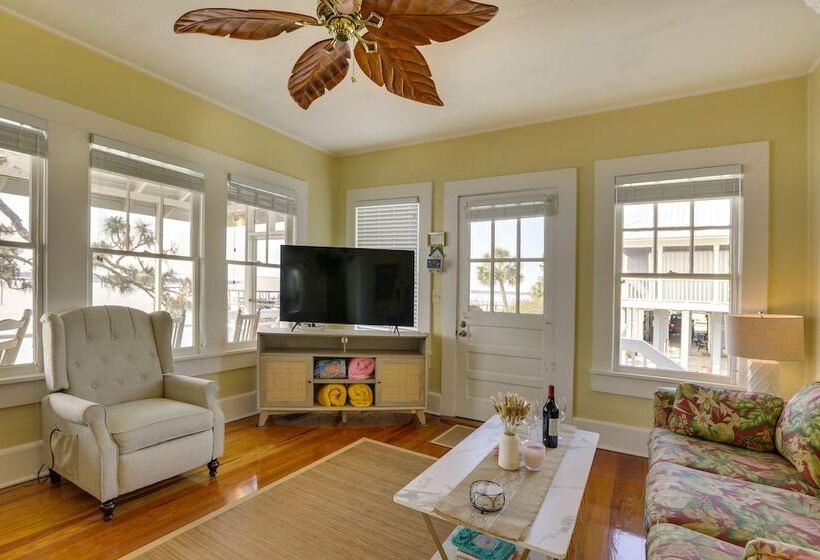 Waterfront Ochlockonee Bay Cottage W/ Views!