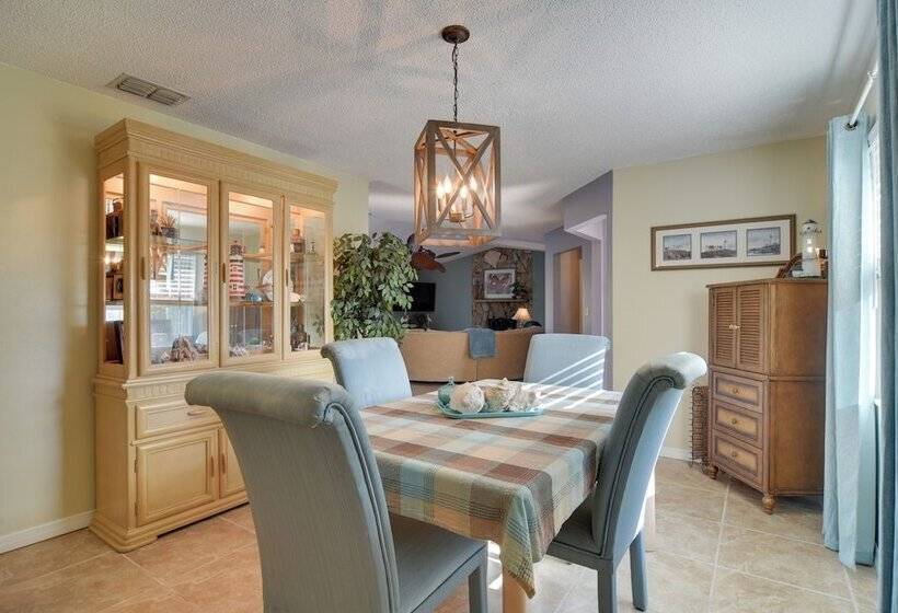 Waterfront Port Richey Home W/ Hot Tub & Dock!